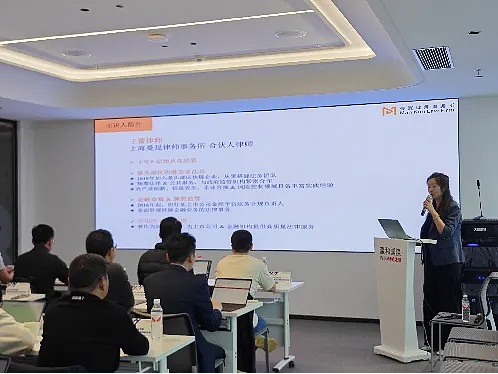 以太坊惊现巨鲸风暴：三天狂扫42,000枚ETH引爆市场