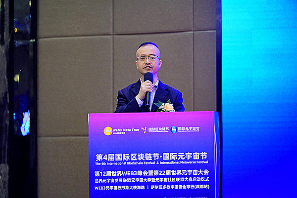 华尔街巨头的隐秘棋局：贝莱德为何突然盯上稳定币？