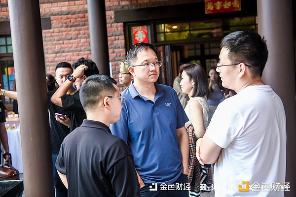 AAVE价格震荡：是抄底良机还是风险警示？